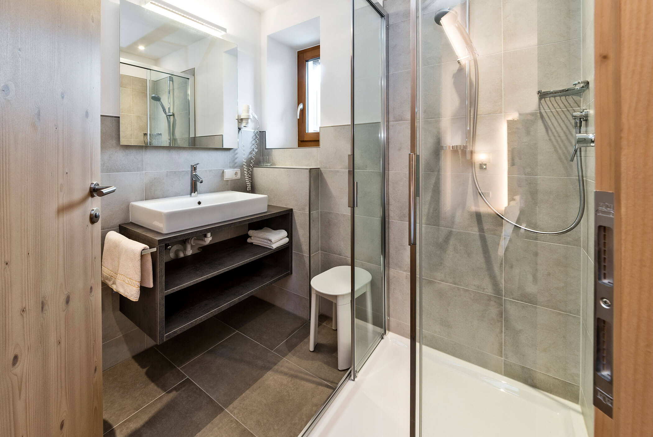 Shower - double room with balcony